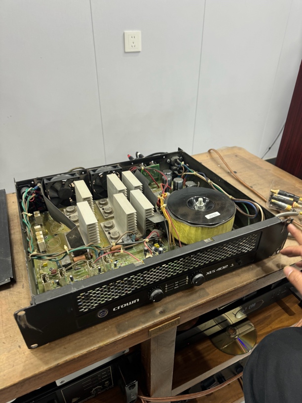 Hg402功放机，运费自理，不支持无理由退货