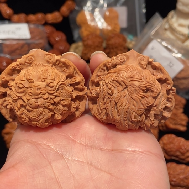 文玩核桃把件官帽龙凤雕刻