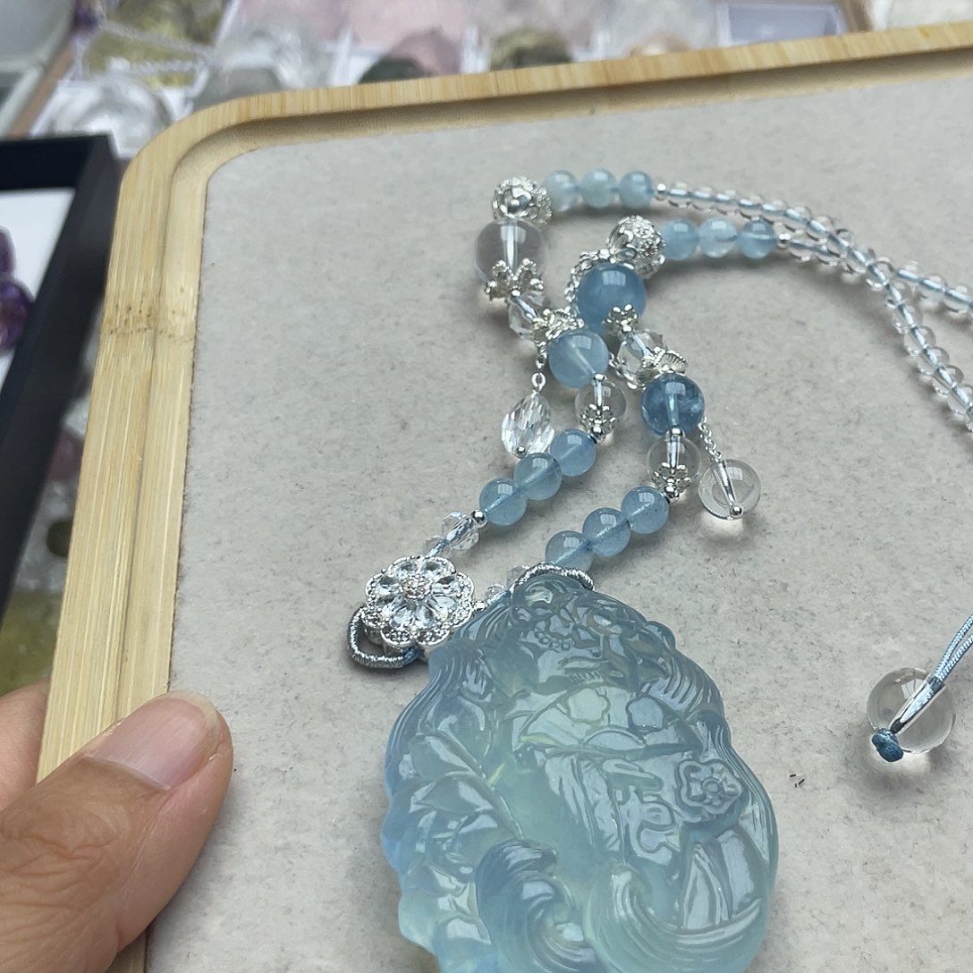 未镶嵌吊坠(不含链)水晶小****）