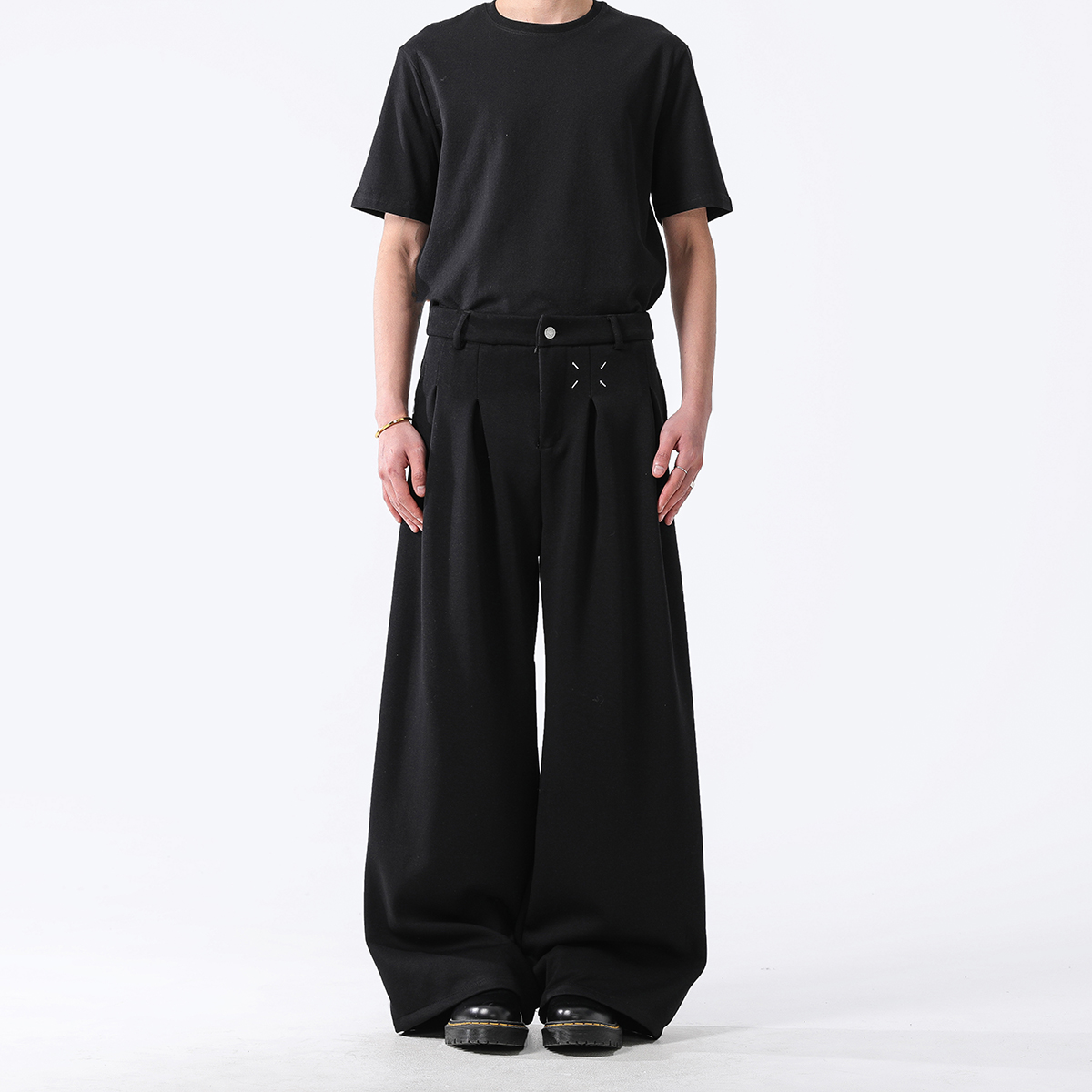 Jaaniste绣花休闲裤男宽松运动百搭时尚潮流长裤男女同款黑色裤子
