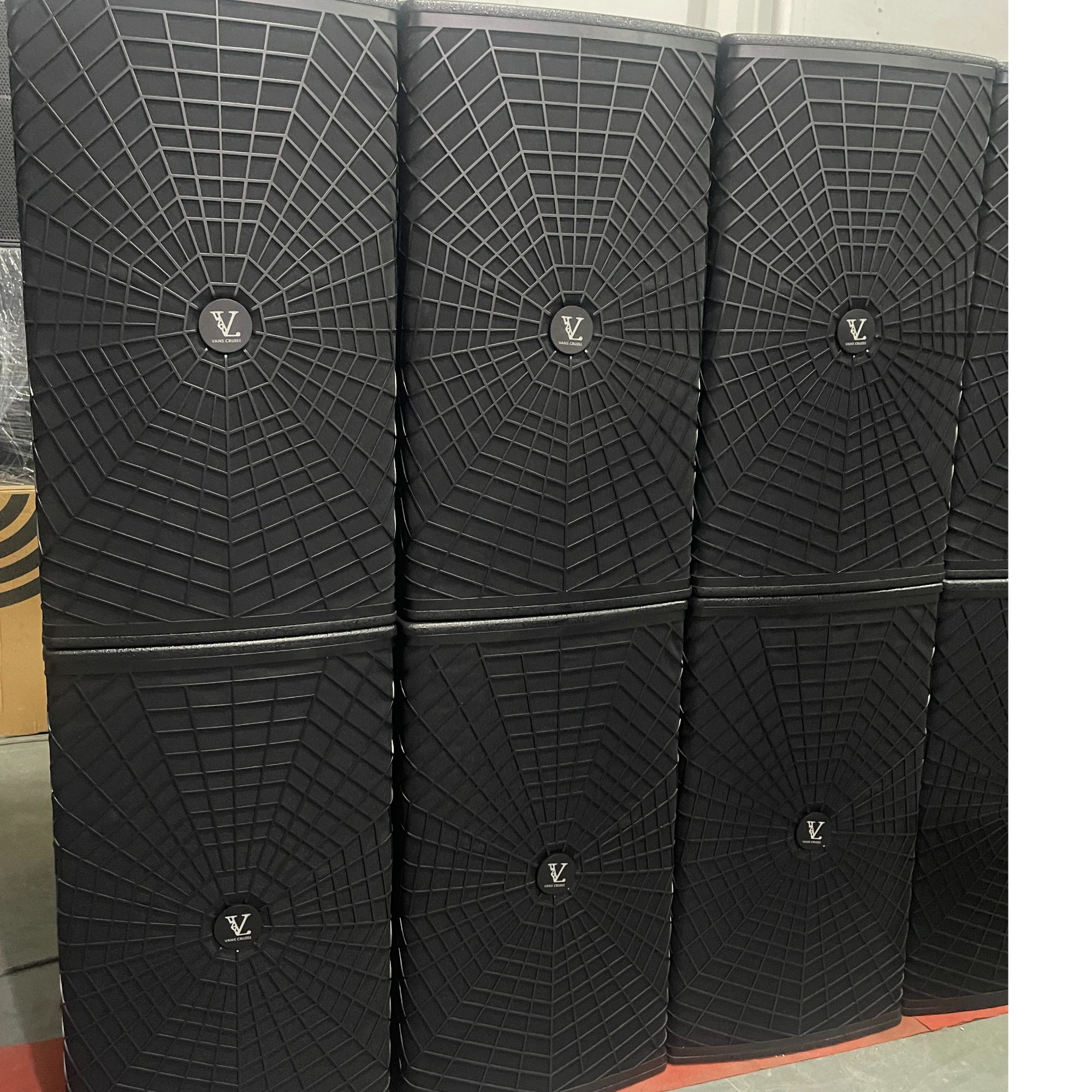 不包邮 9新 二手 点歌机+4件套 15寸专业箱 德国威点