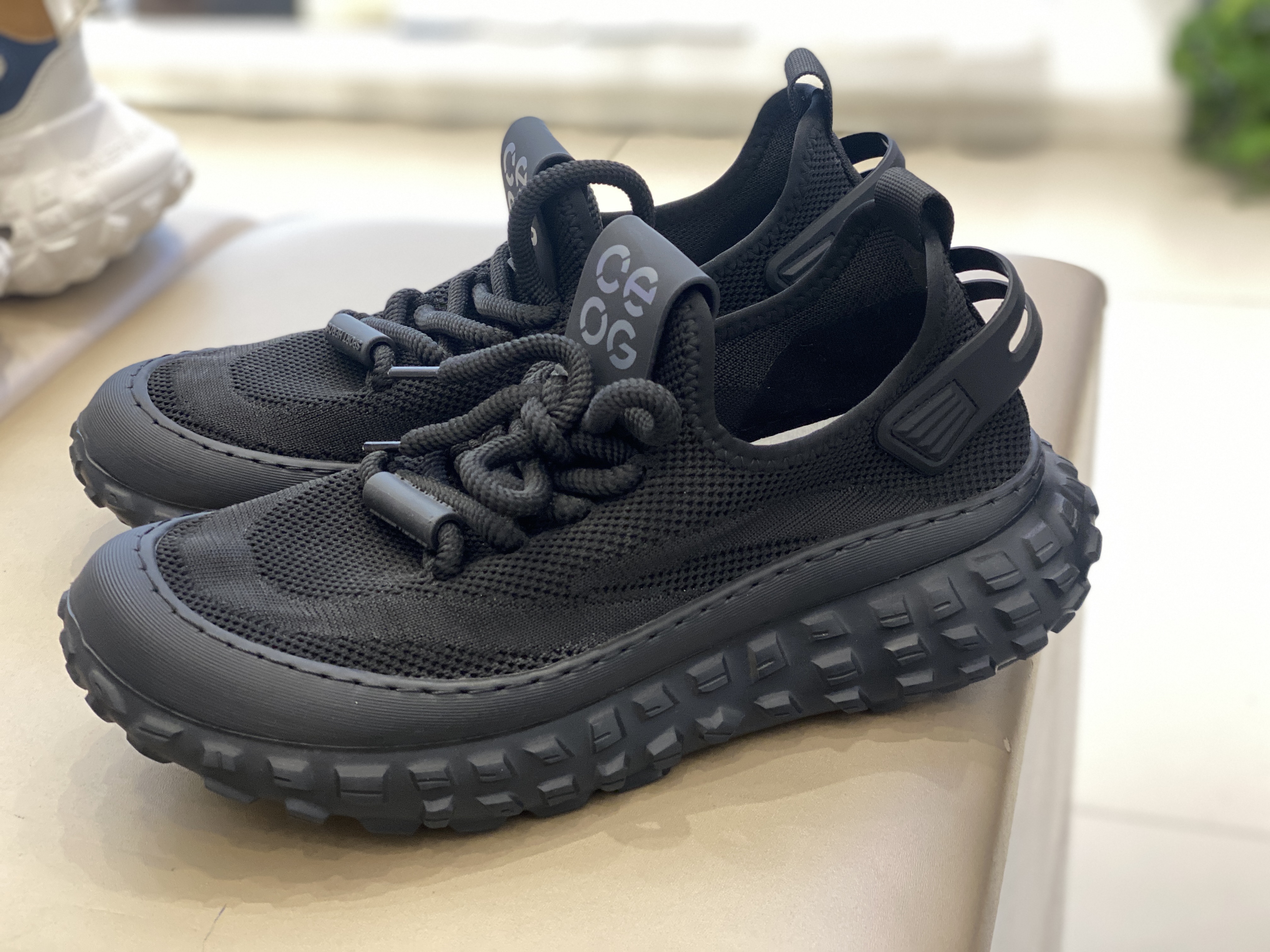 ZSWD2025时尚休闲轮胎底运动鞋61019