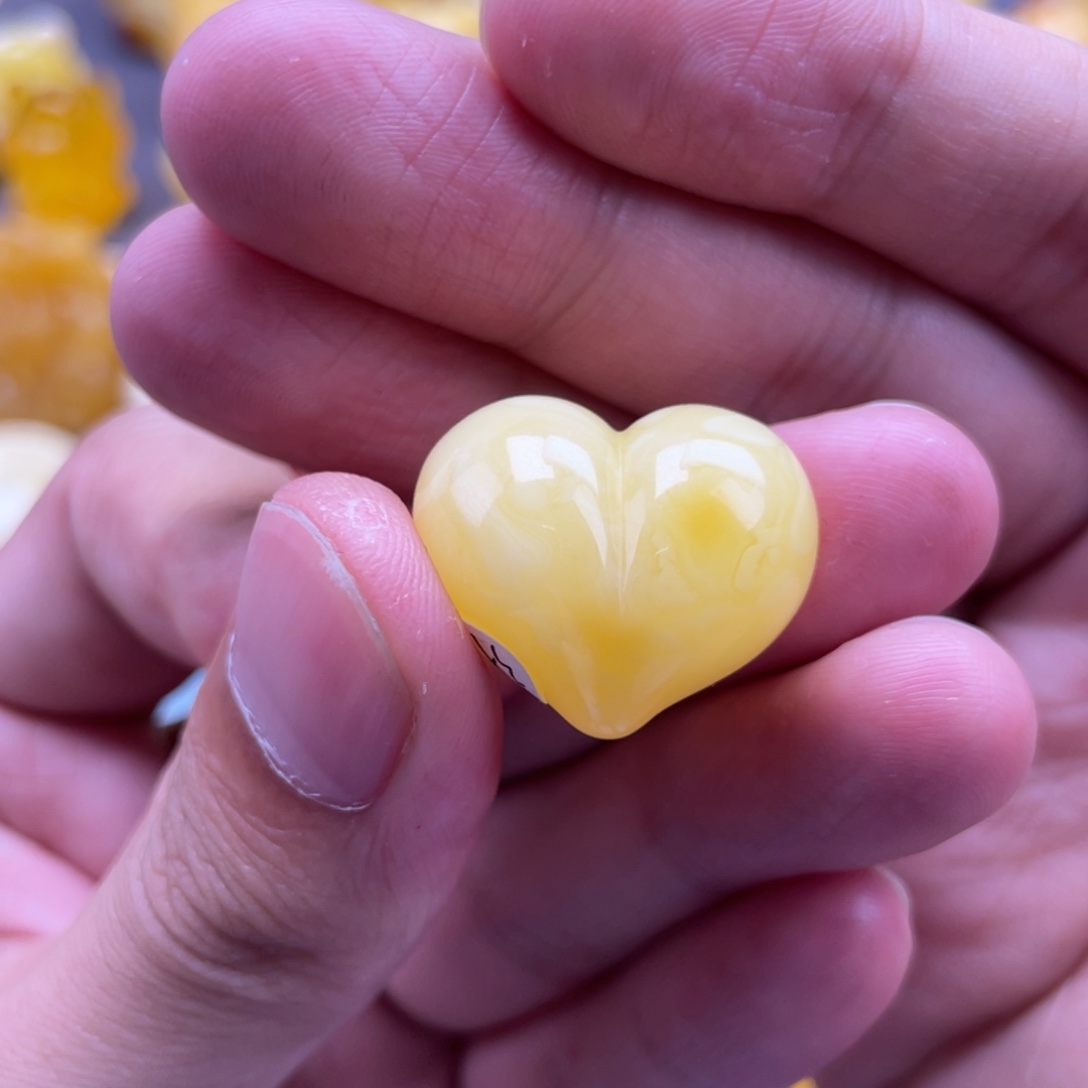 琥珀未镶嵌裸石蜜蜡