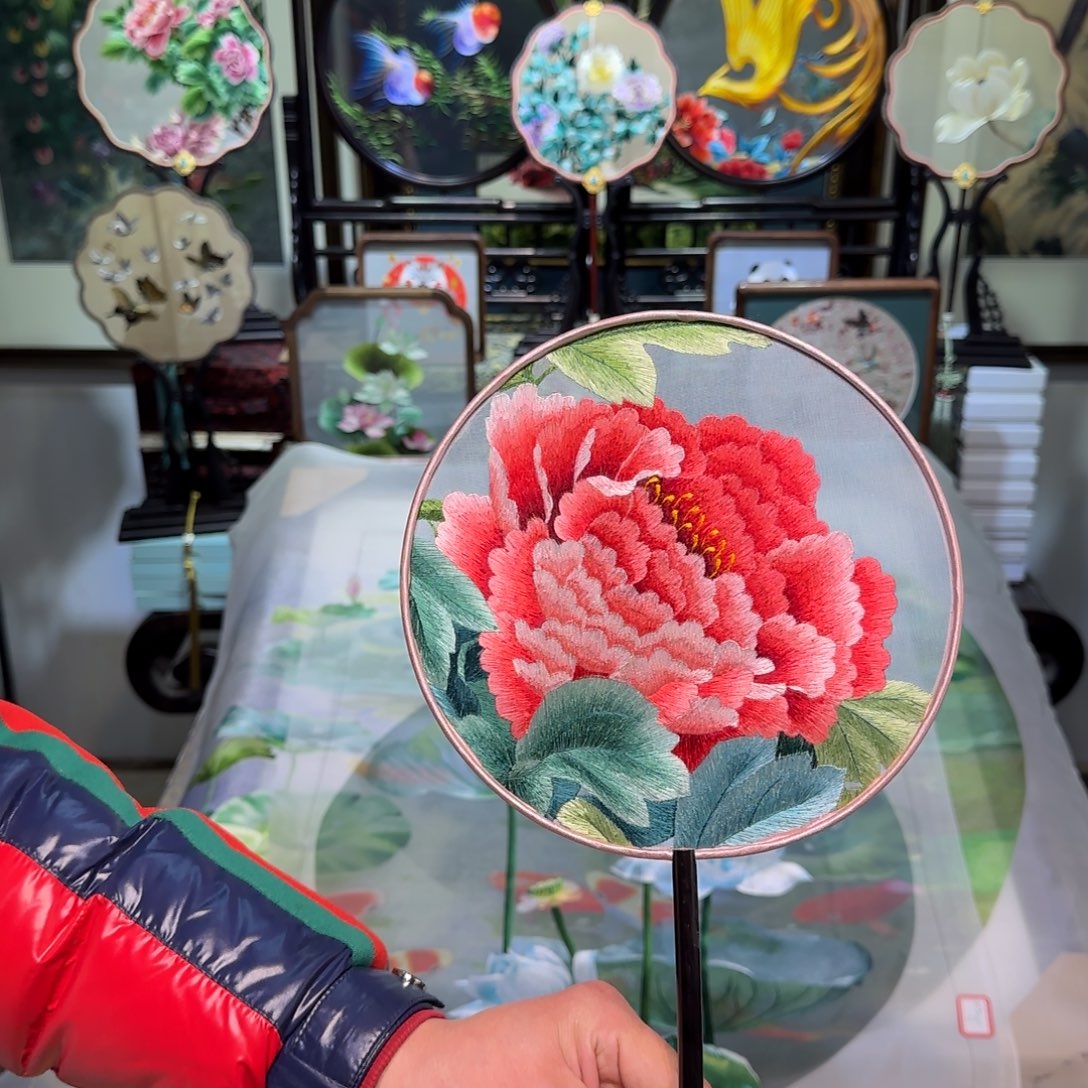 刺绣刺绣工艺精湛