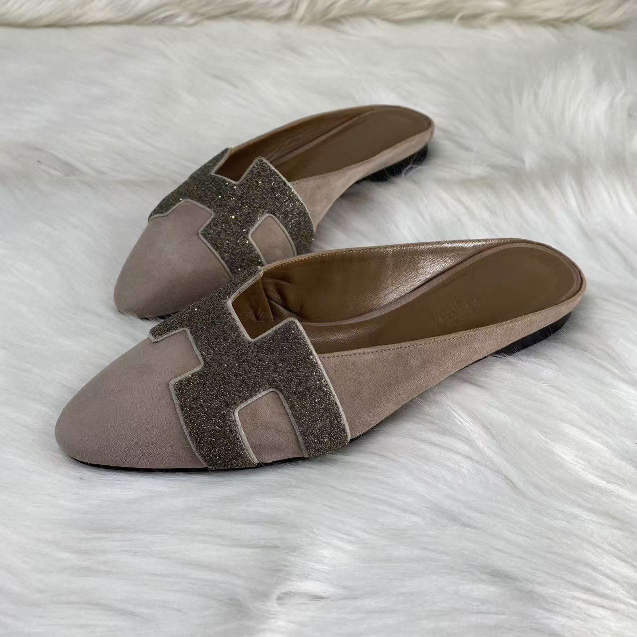 99新 Hermes/爱马仕 36.5码/无配件 裸色满天星包头平底半拖 797