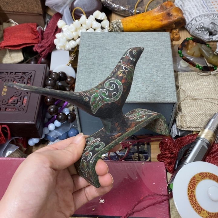 瓷片哈中古工艺品一件