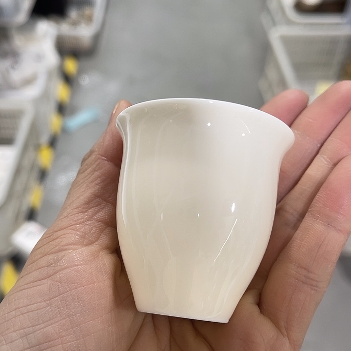 福利待遇多多哦哦哦哦