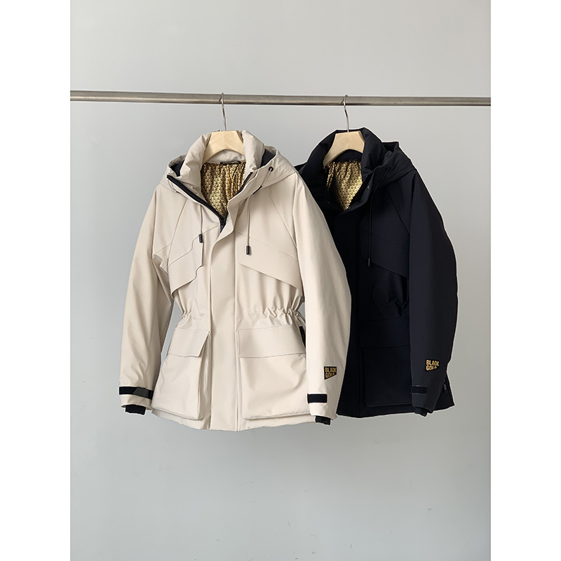 【多多】冬季黑金收腰羽绒服DK1987