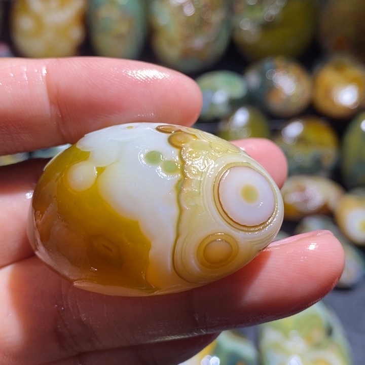 未镶嵌玛瑙/玉髓珠宝奇石