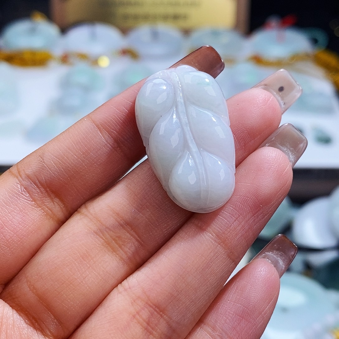 翡翠未镶嵌毛衣链9108