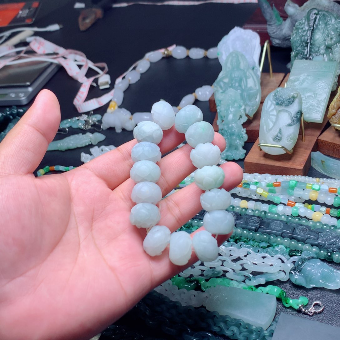 定制翡翠未镶嵌翡翠