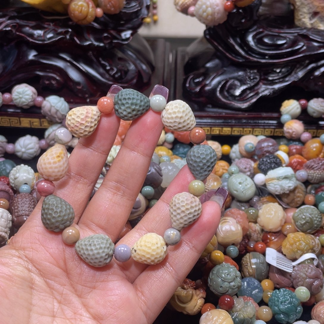 石英质玉手链未镶嵌