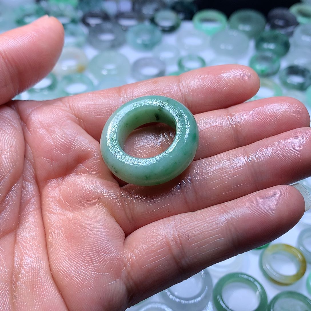 定制翡翠未镶嵌一*