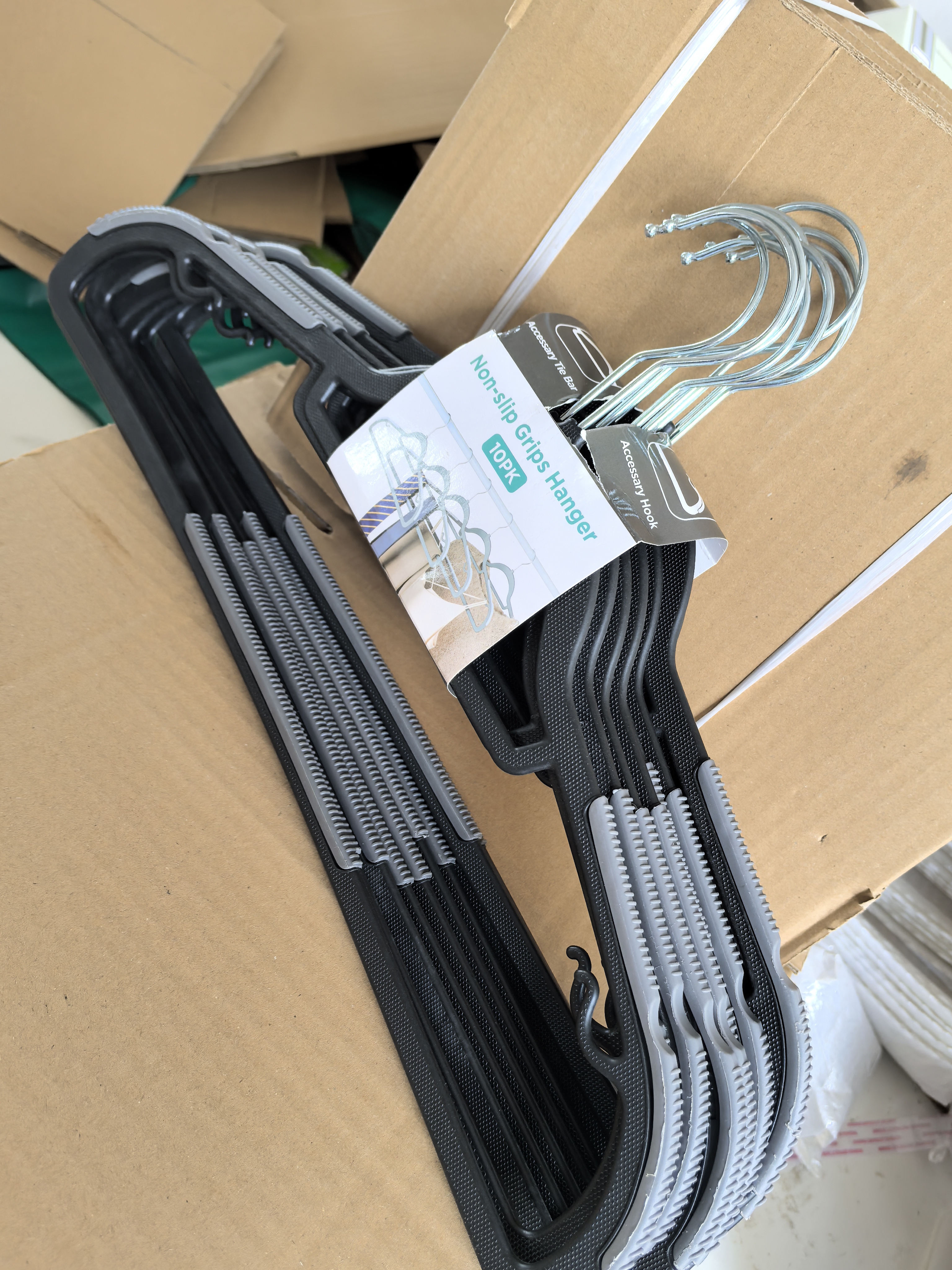 防滑晾晒挂衣架壁挂式晾衣架双位防滑挂架无痕衣架