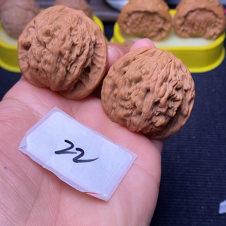 核桃手把件43麦虎38