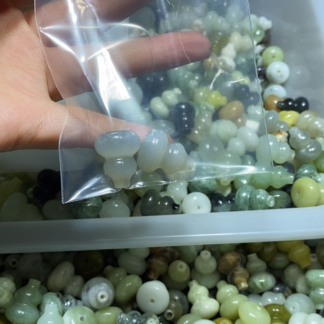 未镶嵌蛇纹石玉车挂586