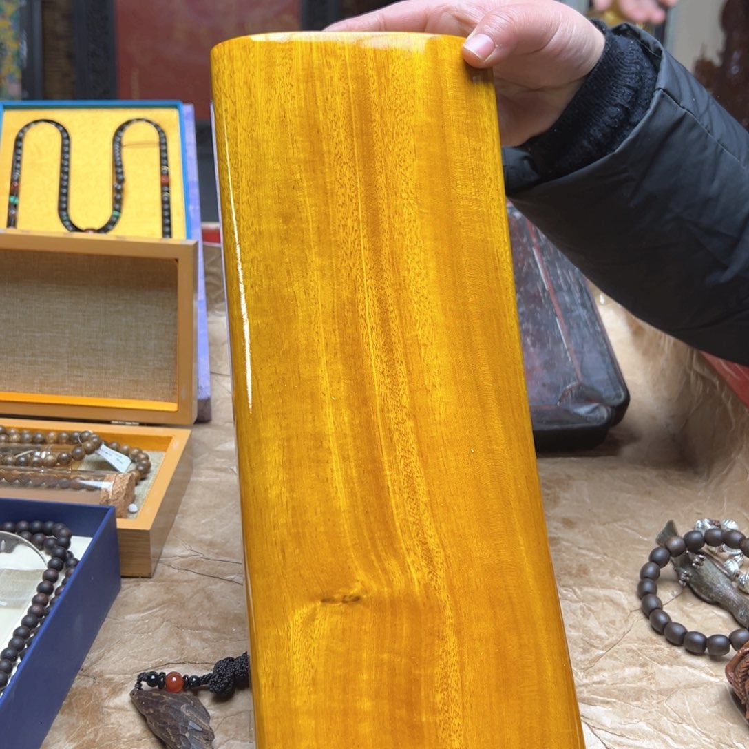 大叶紫檀（黑酸枝木类）