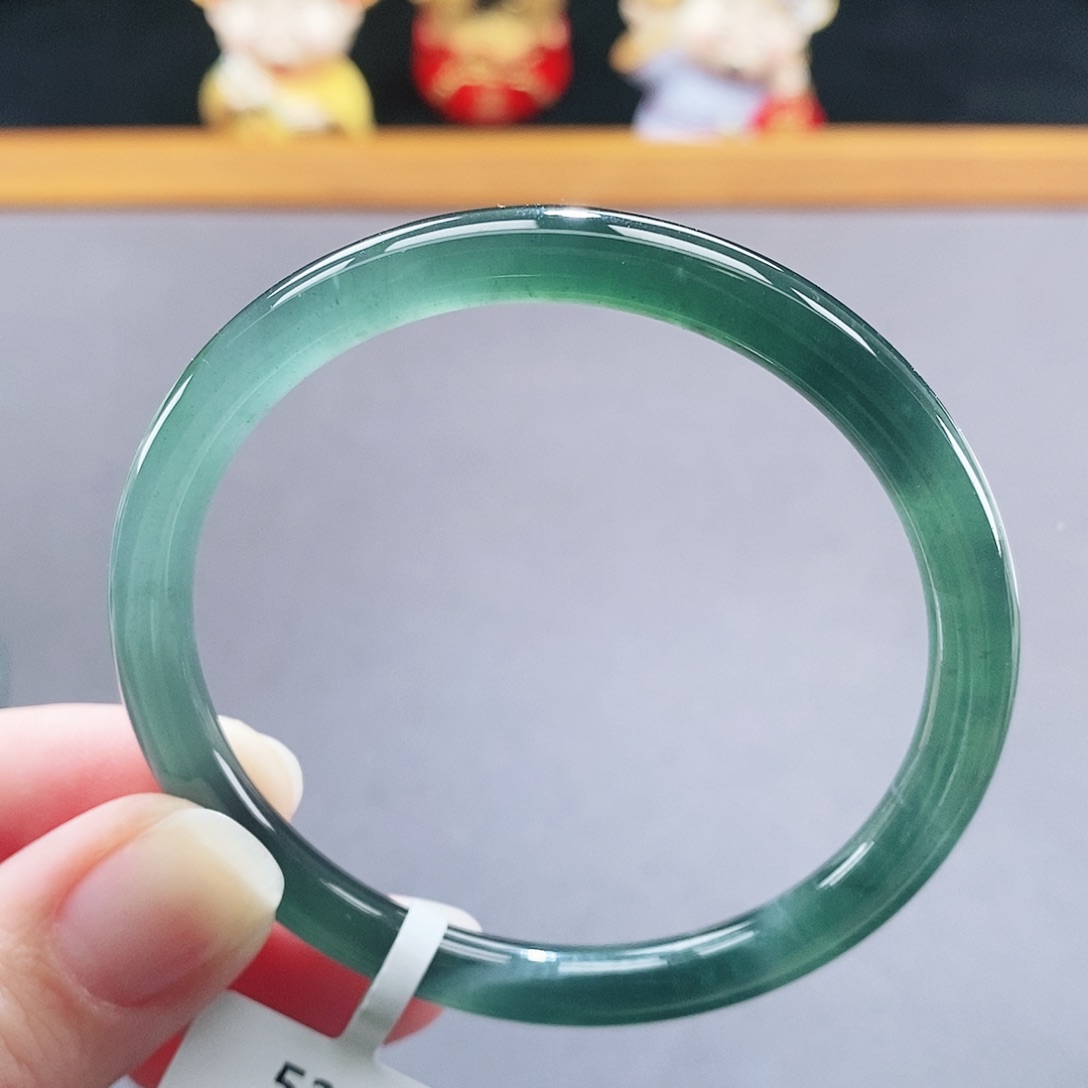 翡翠未镶嵌手镯37