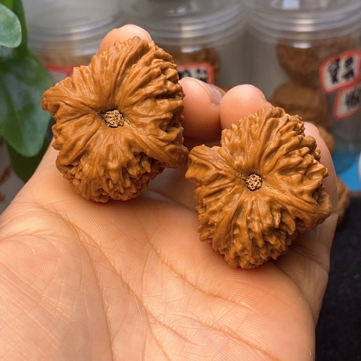 文玩核桃把件永***空南疆