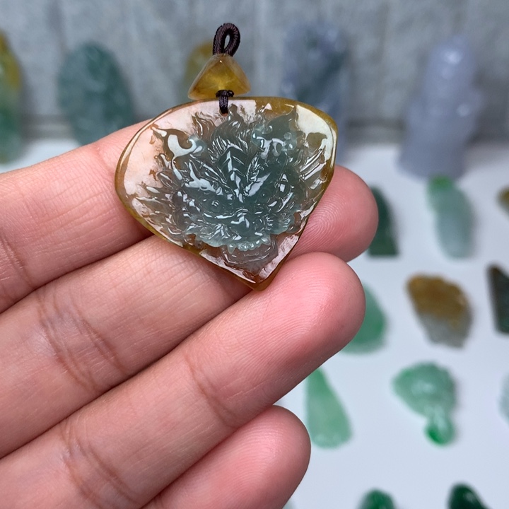 翡翠吊坠(不含链)未镶嵌