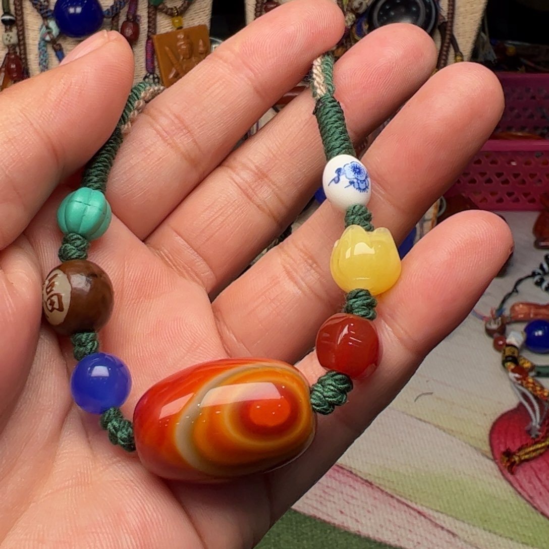 玛瑙/玉髓颈饰未镶嵌