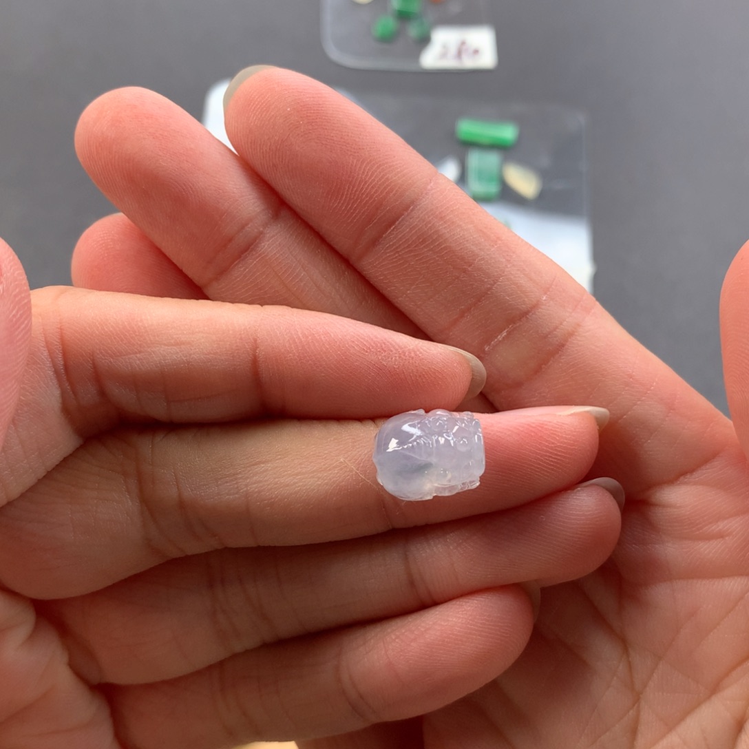 裸石翡翠翡翠貔貅