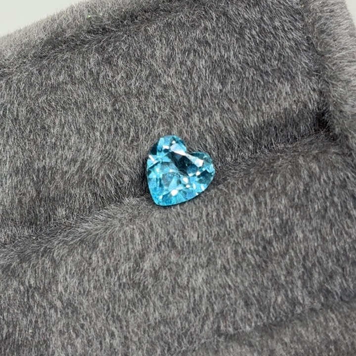 托帕石裸石2.2克拉