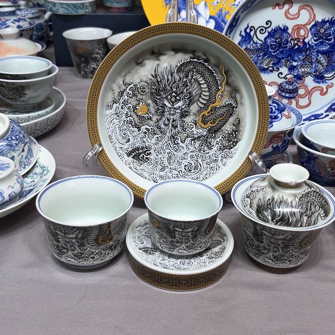 景德镇陶瓷艺术品