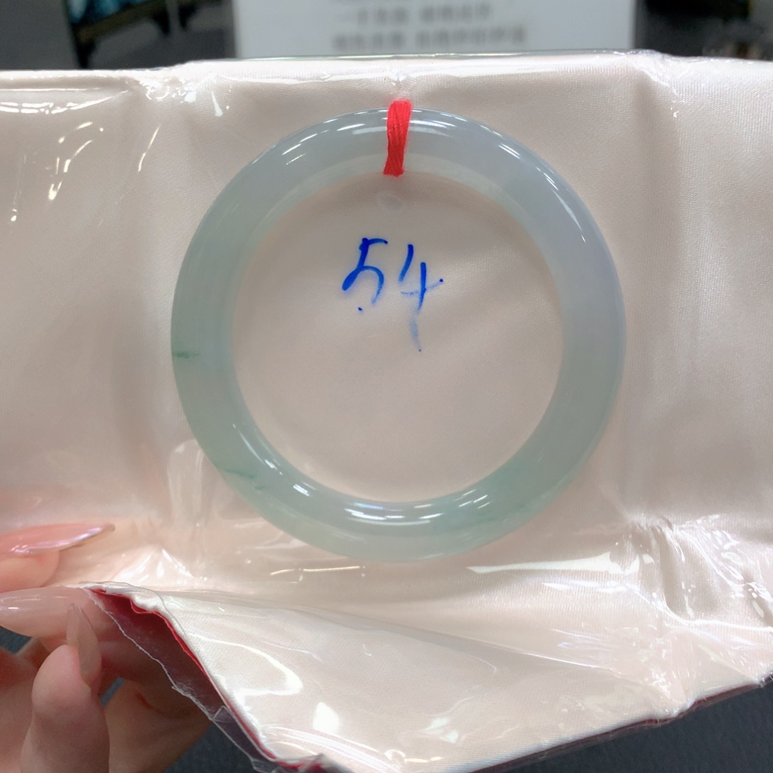 翡翠未镶嵌手镯翡翠