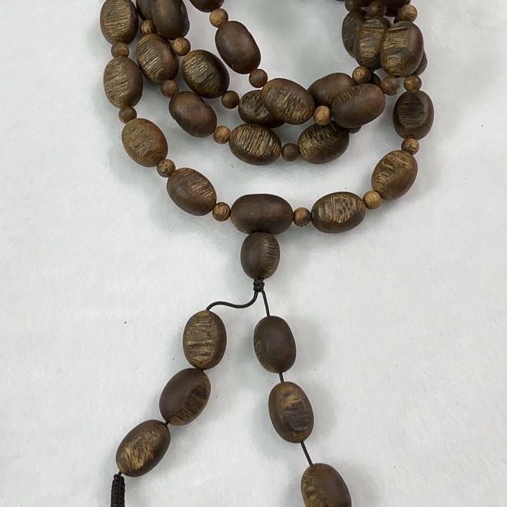 沉香木手串以***后海南鹦歌绿板头老料瘤疤多圈多样性发一