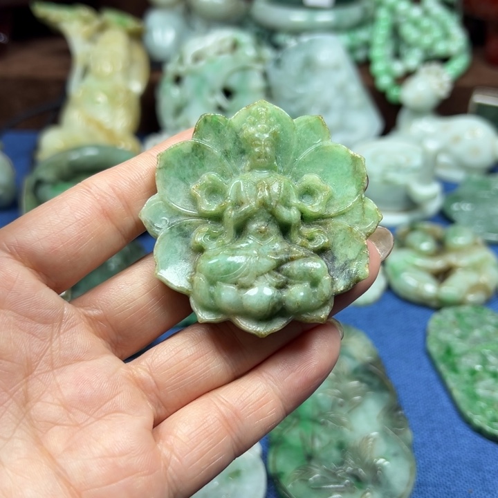 翡翠吊坠(不含链)未镶嵌蔚*