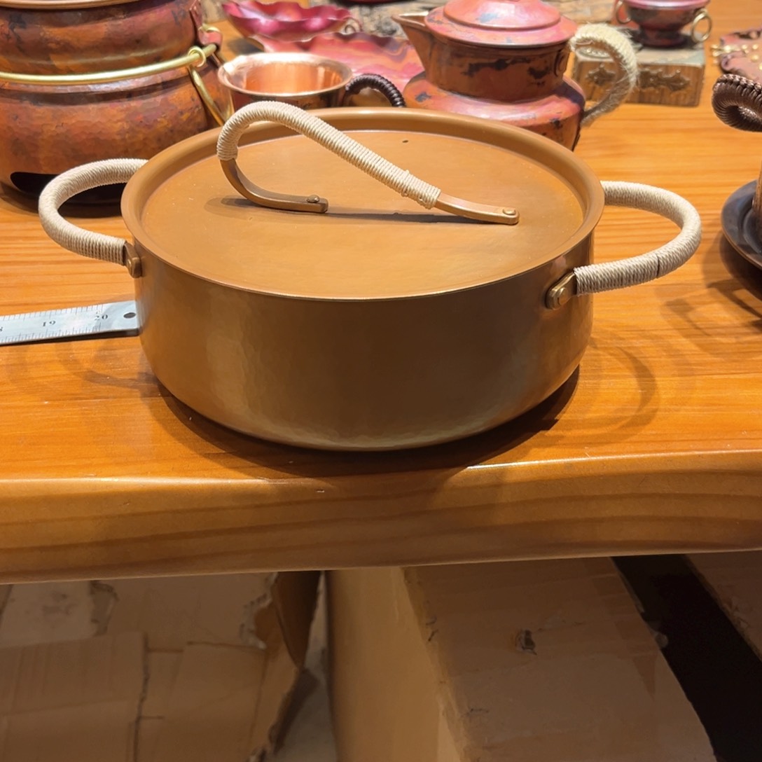 2.5烤色锅手工锻打工艺