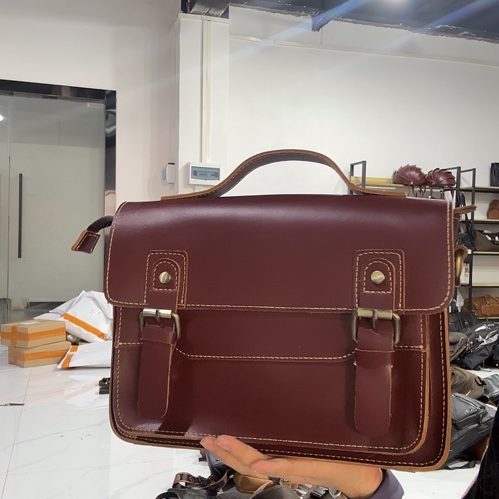 晓***彤小牛皮（革）牛皮（革）头层牛皮140