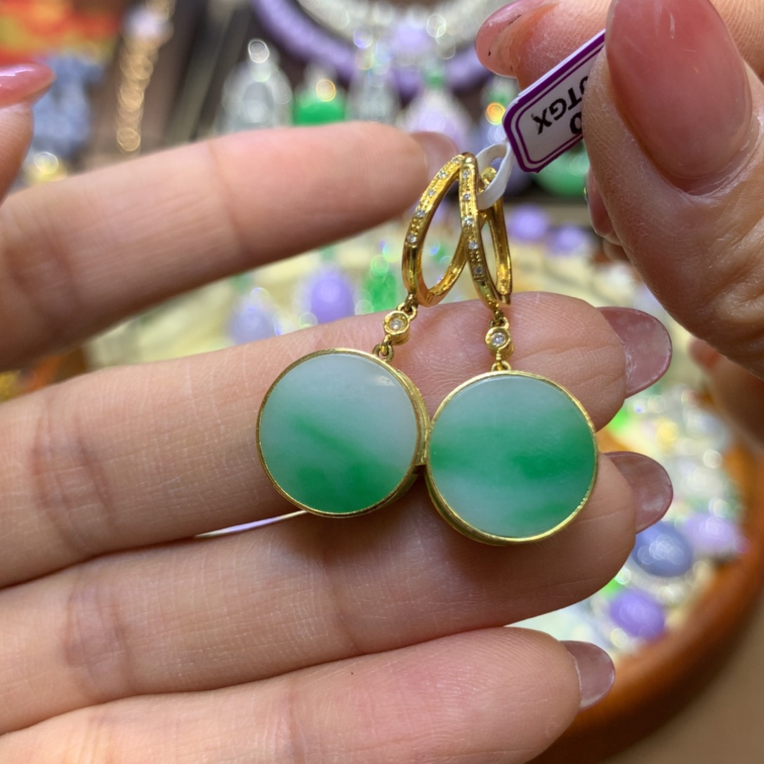 【闪购商品】翡翠18K金镶嵌颈饰翡翠