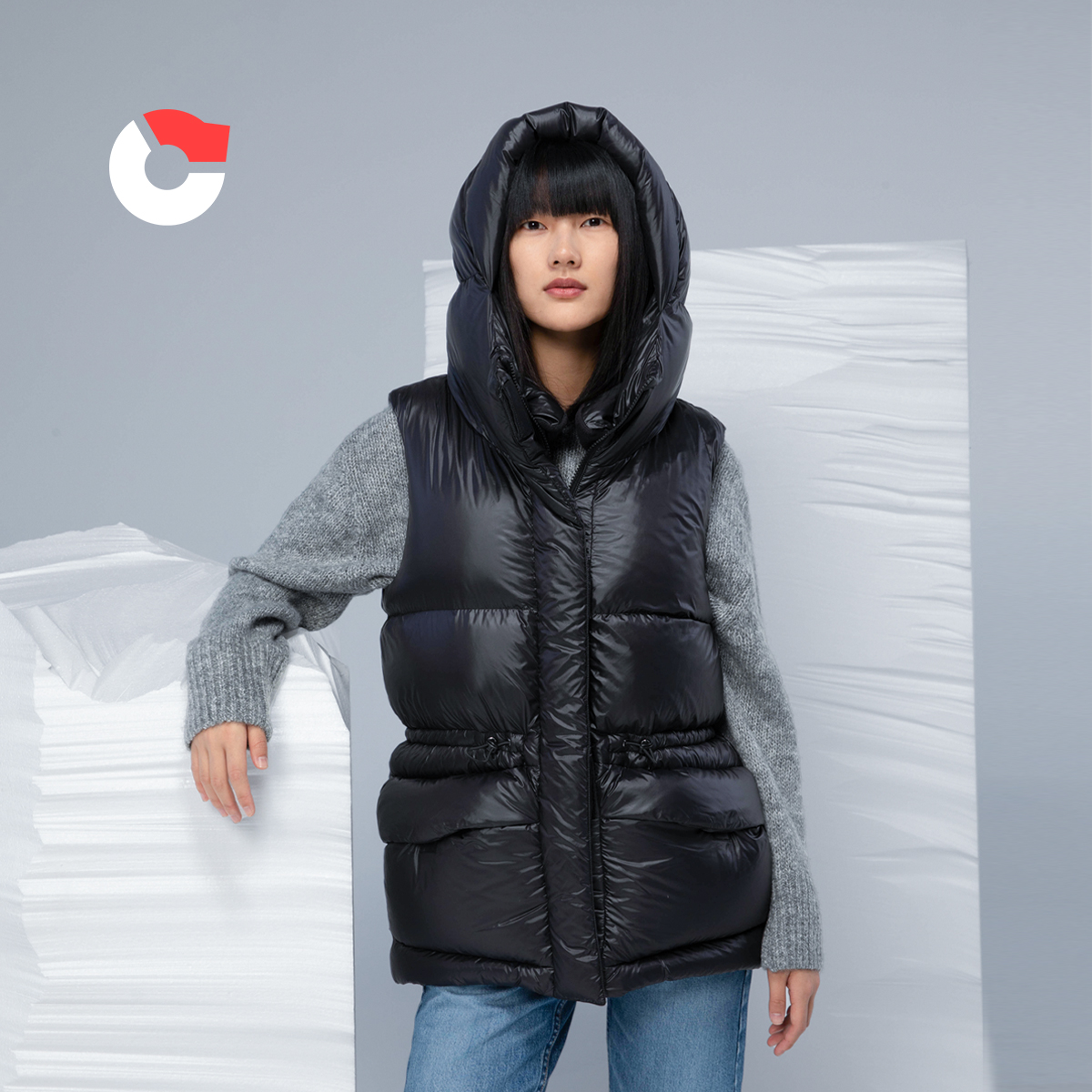 保姆鹅 女款冬季羽绒马甲白鸭绒保暖背心连帽马夹休闲[NM2573]