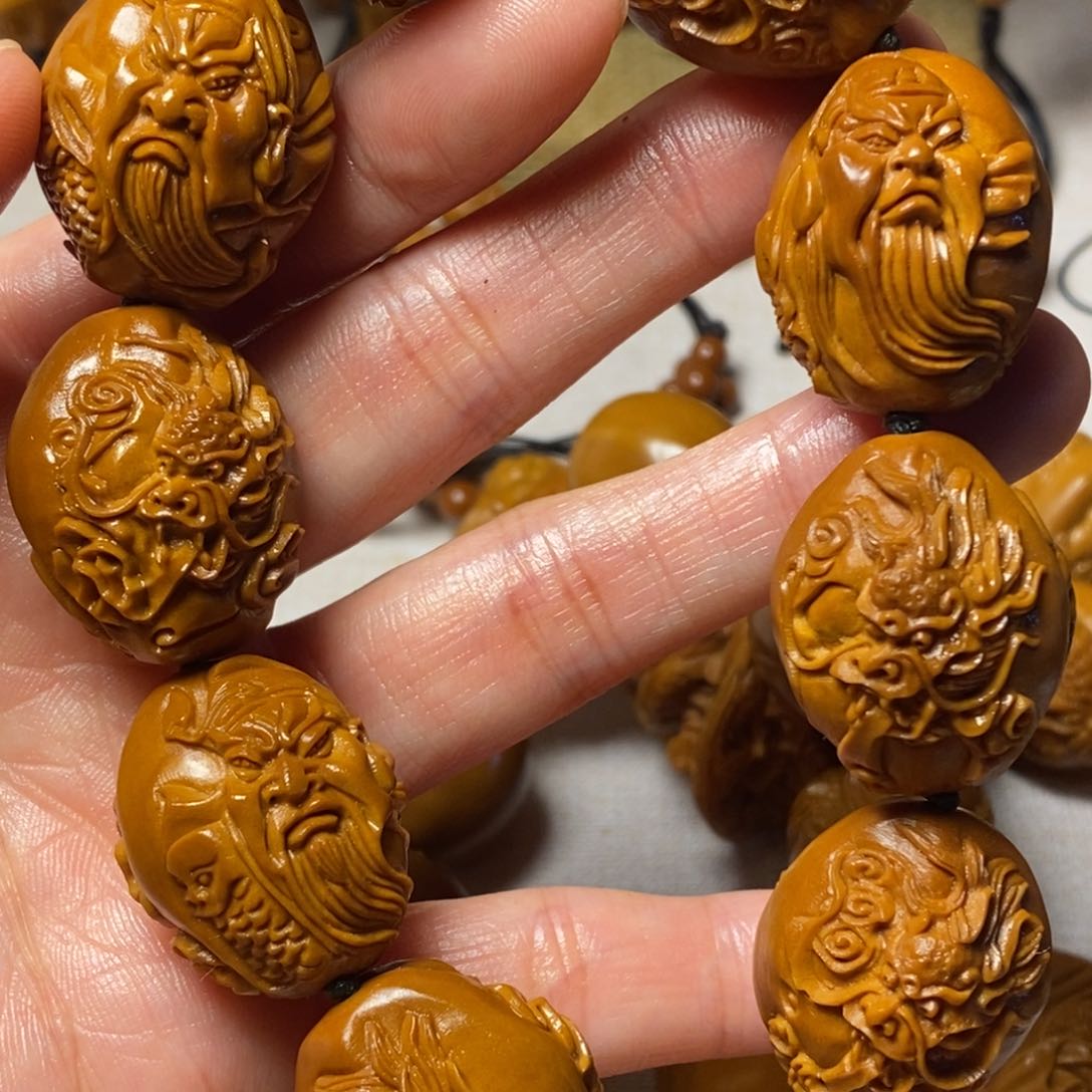 橄榄核手串/手链御龙关公浮雕