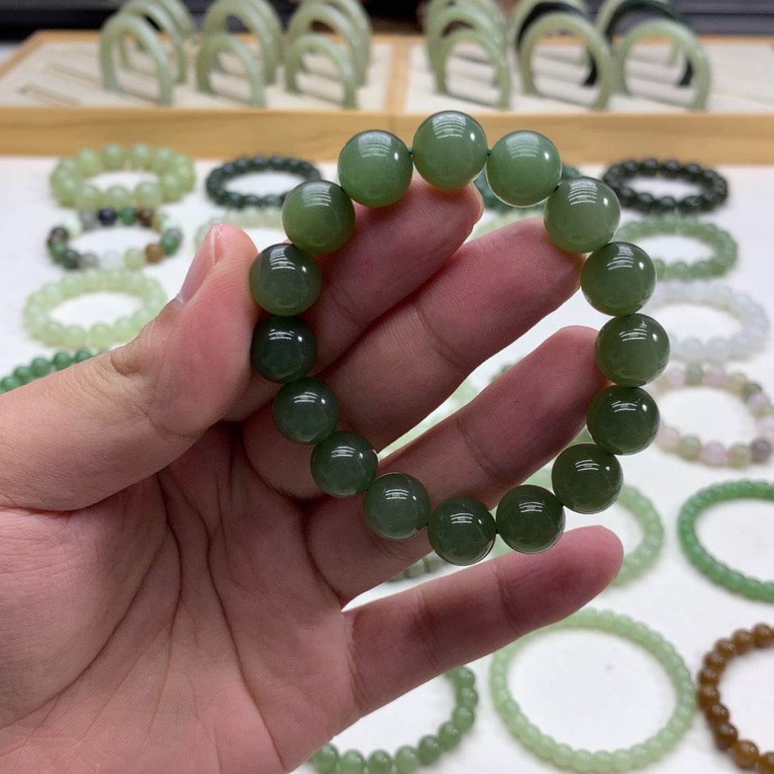 和田玉手串（湖水绿11.7）未镶嵌