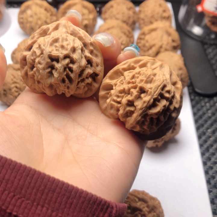 文玩核桃吊坠宫灯