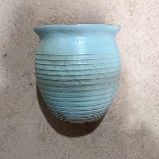 紫砂花盆口18高度19瑕疵