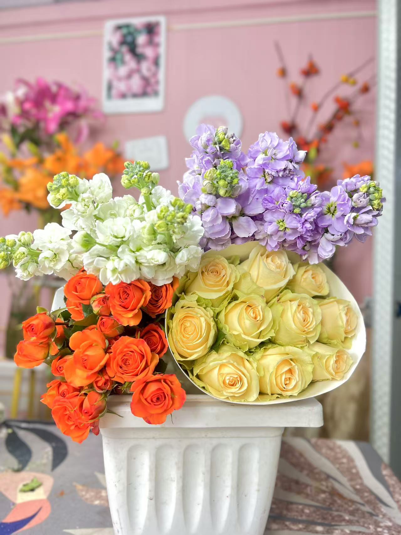 303香槟单头玫瑰套餐带橙芭比多头泡泡送配草