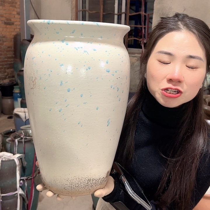 瑕疵口23高38花盆……