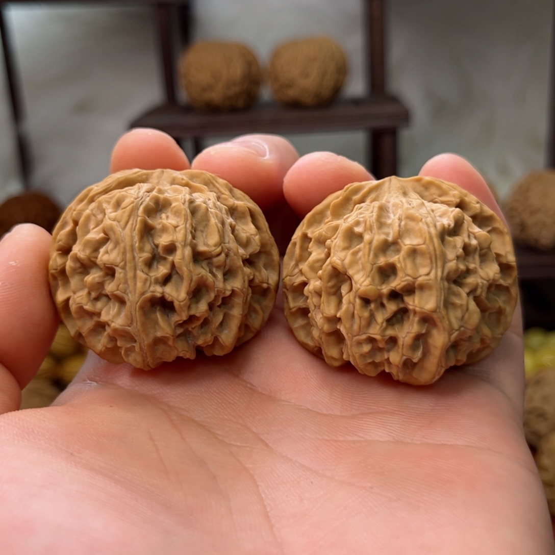 文玩核桃吊坠42全品普精对苹果园