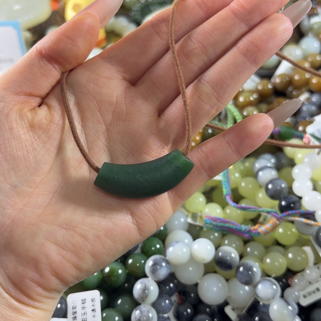 和田玉未镶嵌手串