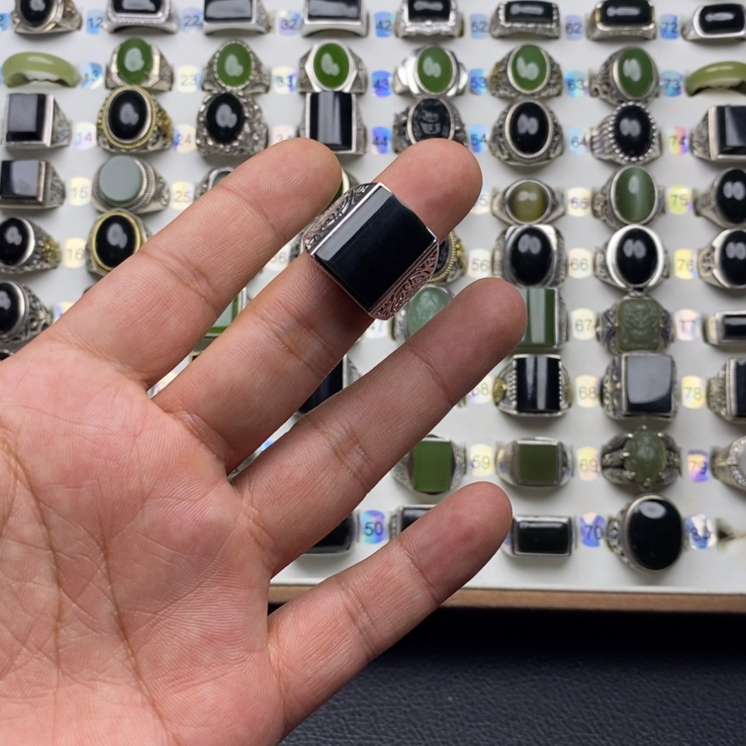 逍***客和田玉银S925镶嵌戒指