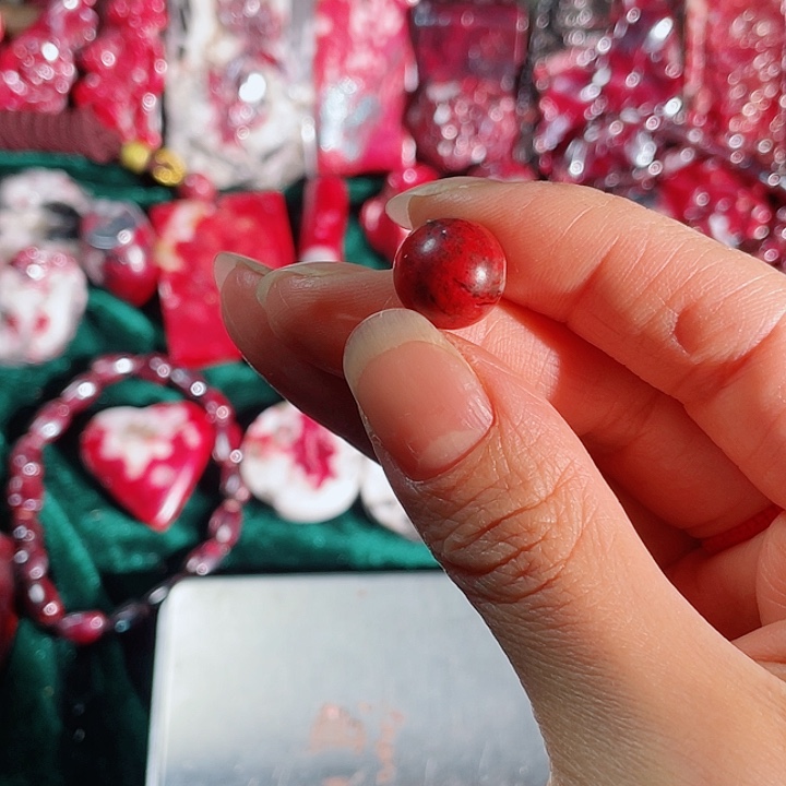 天然辰砂「***」天然原石