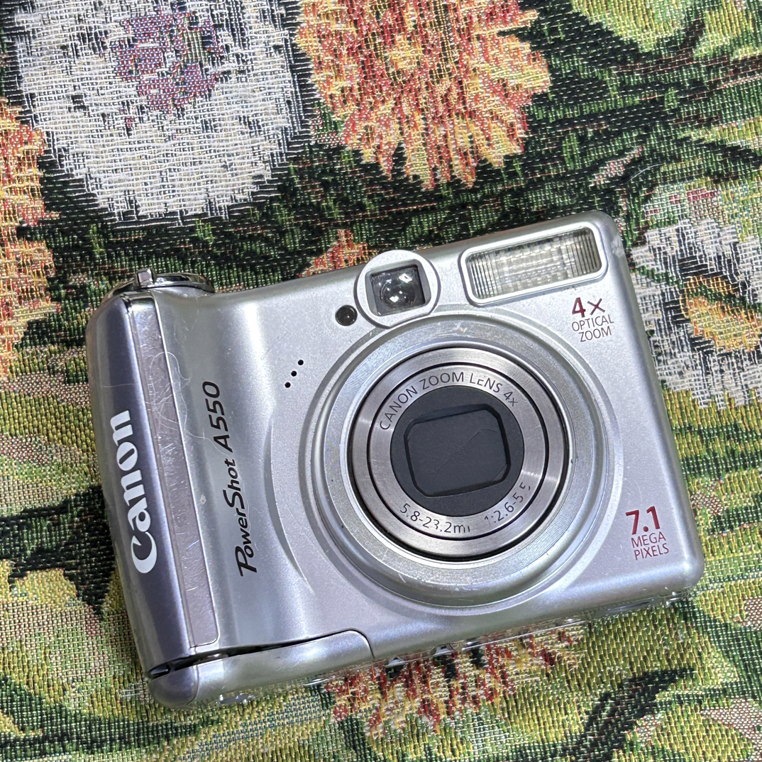 8新 Canon/佳能 a550 银色 电池盖微瑕 数码相机学生便携式照相