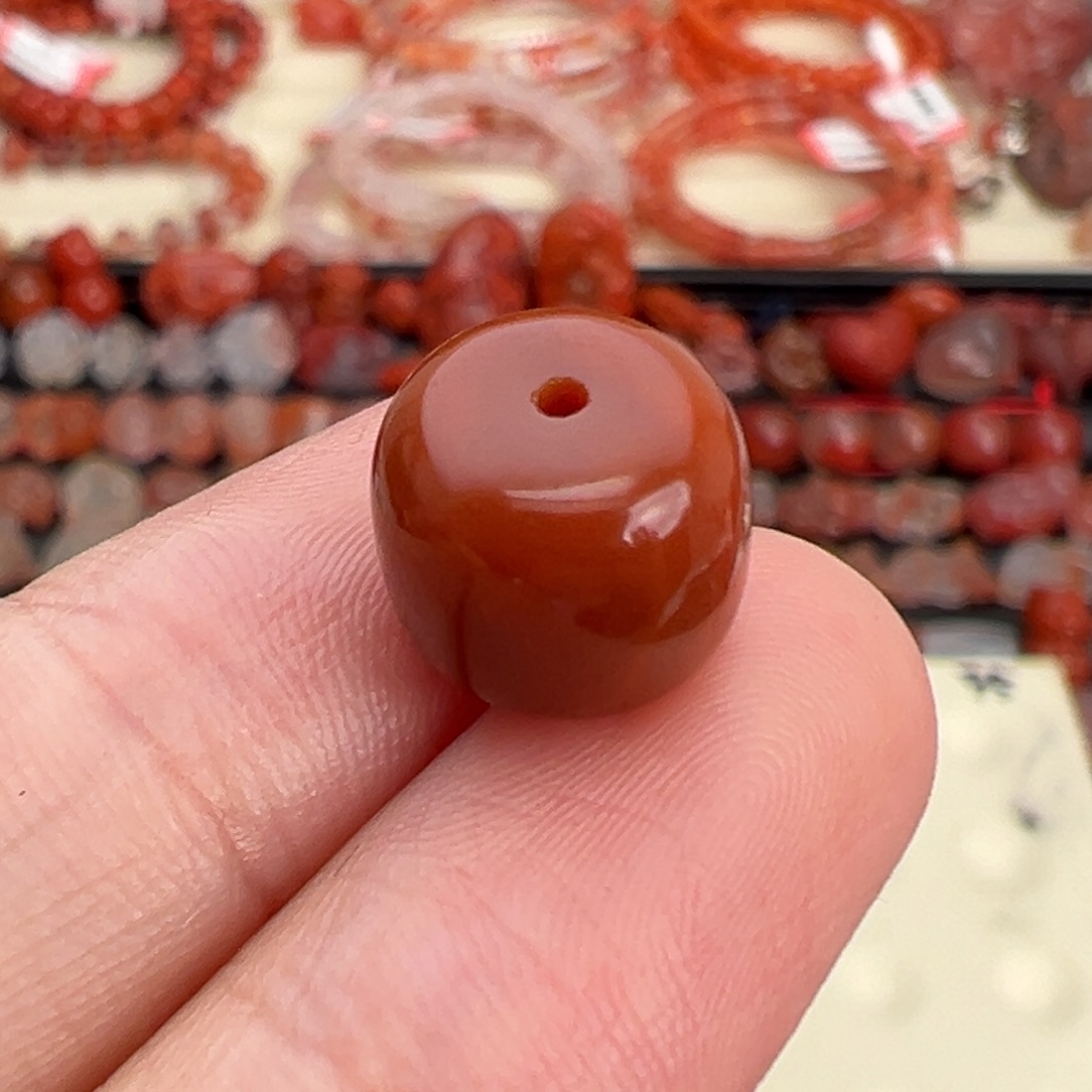 南红玛瑙未镶嵌颈饰柿子红老型单珠