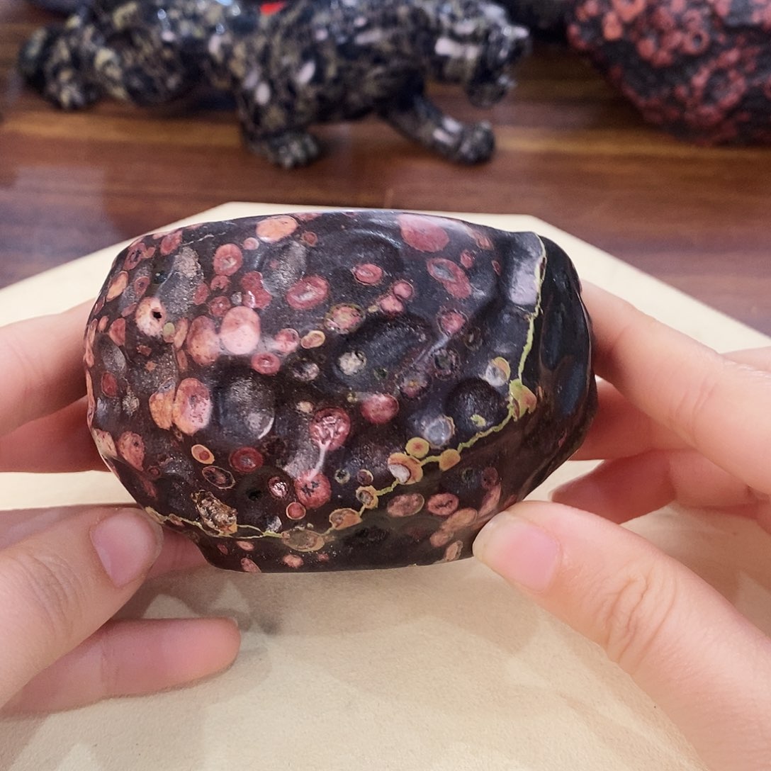 奢上奢精品梅花玉