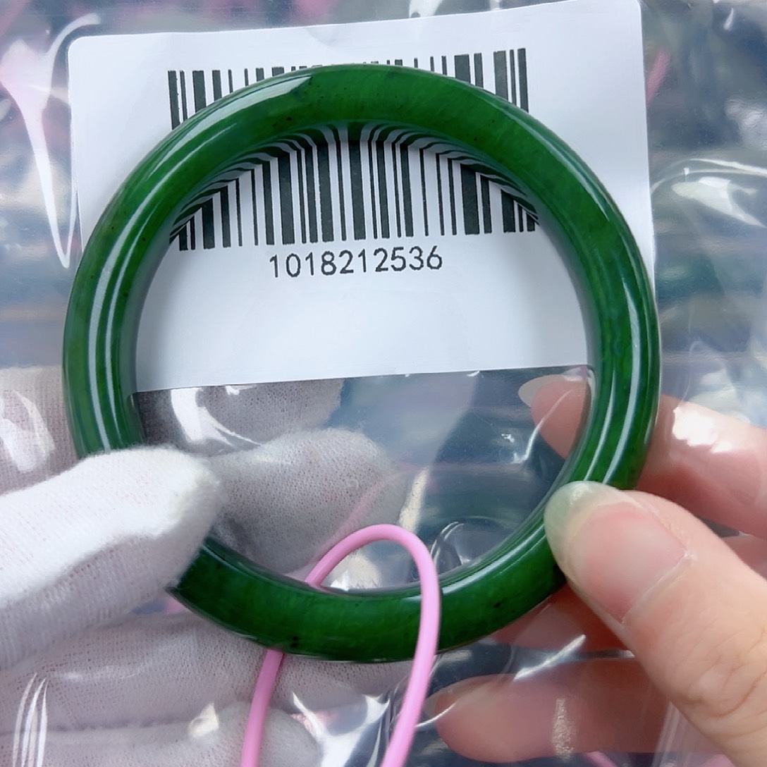 和田玉（碧玉）手镯未镶嵌6162