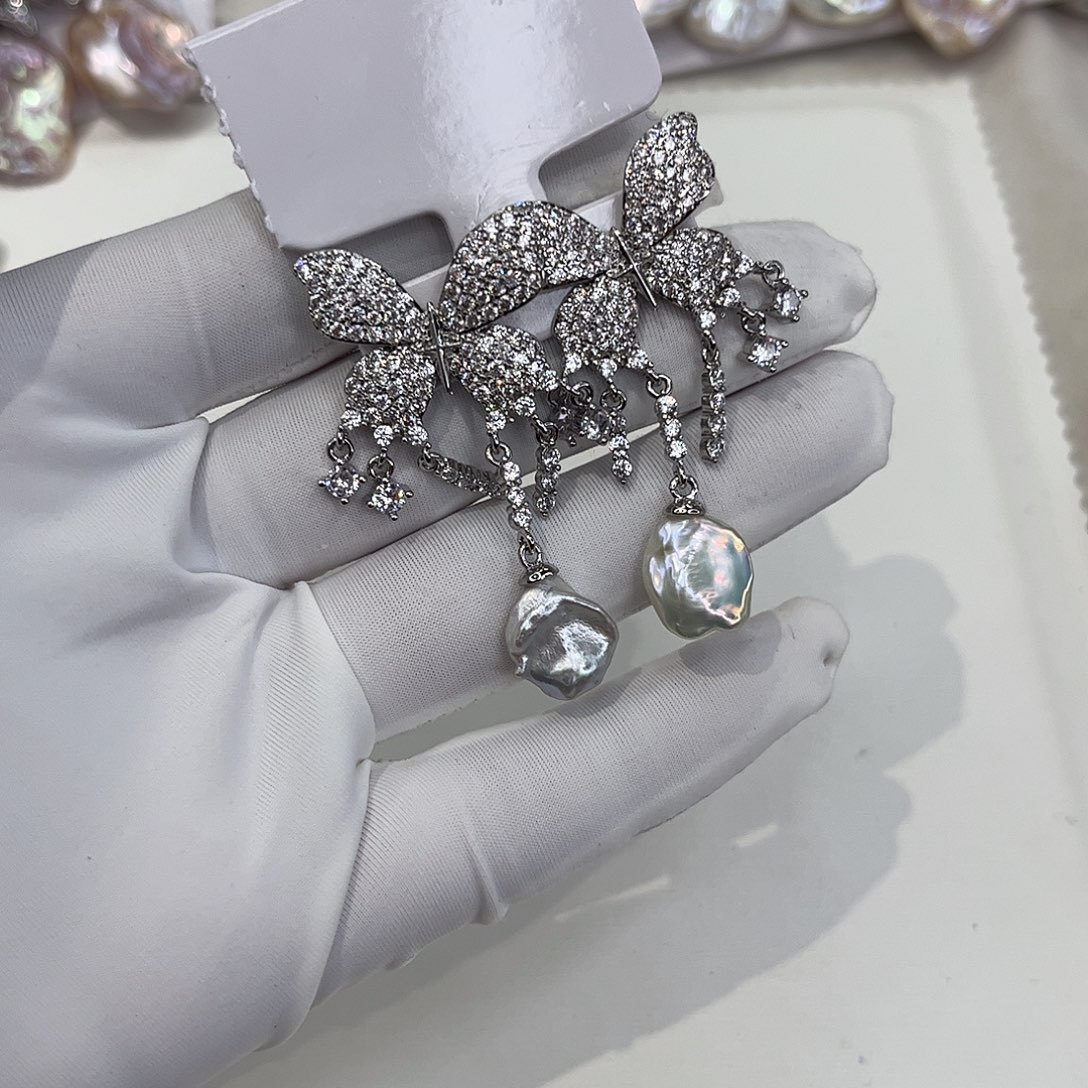 合金淡水珍珠耳饰